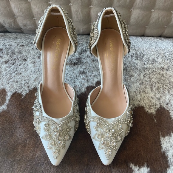Perfect wedding shoe! Size 8.5 - Picture 1 of 4